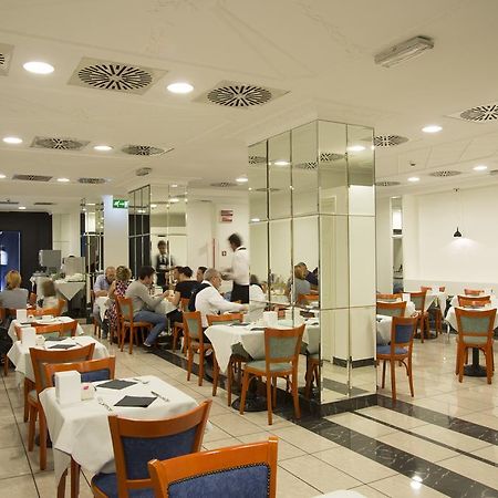 Ih Hotels Milano Puccini Extérieur photo