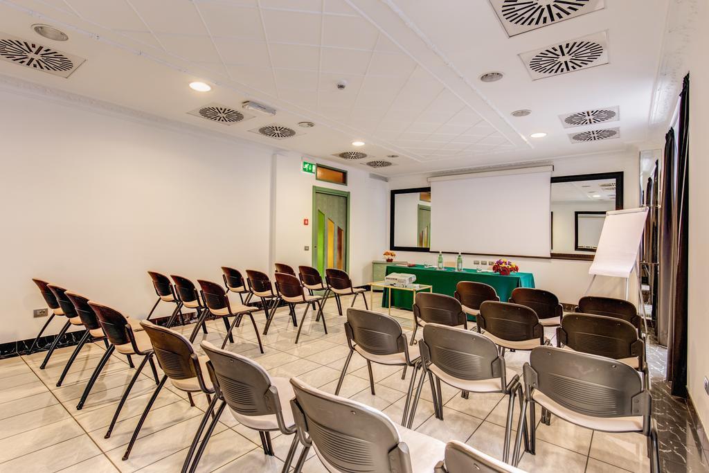 Ih Hotels Milano Puccini Extérieur photo